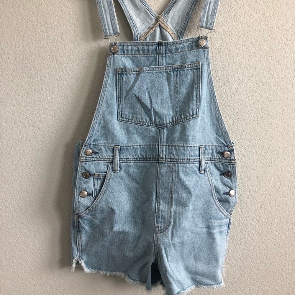 American eagle denim short overalls